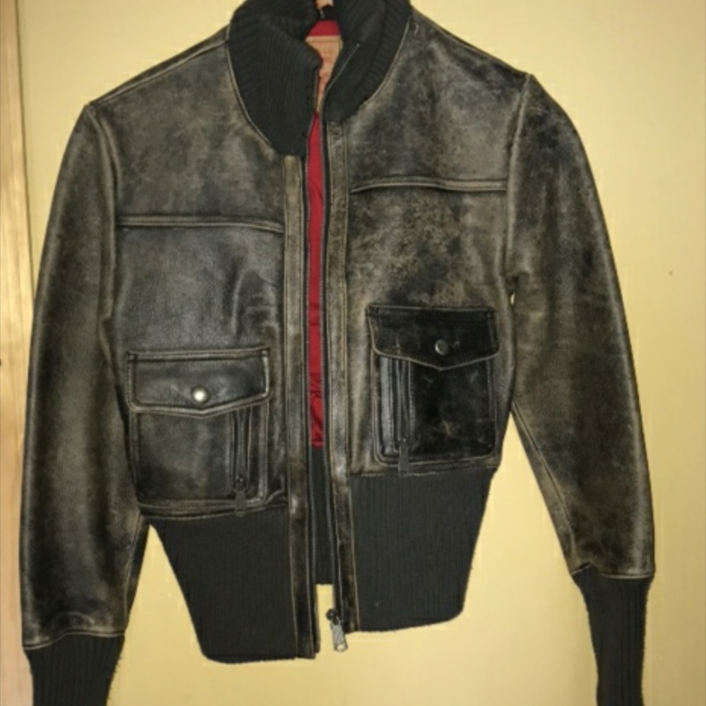 LEVIS LEATHER JACKET